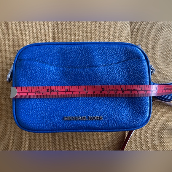 MICHAEL KORS BLUE CROSSBODY - Picture 9 of 11